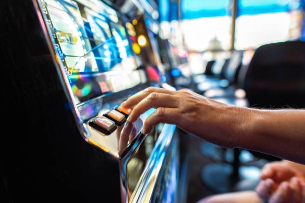 Fortune Rabbit slot interface showing spin controls and payout table on penulis4d login